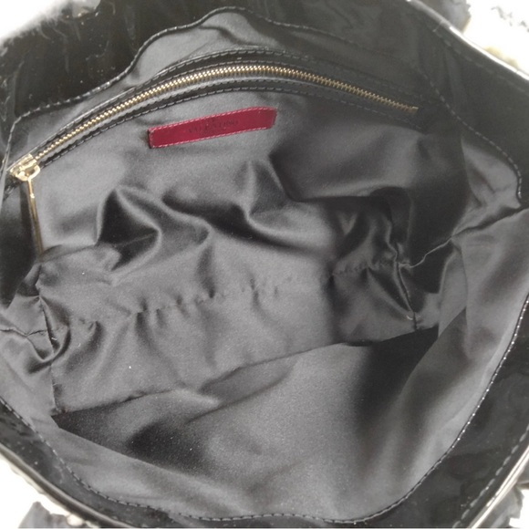 100% Auth. VALENTINO GARAVANI Flower bag. Like new! - Picture 10 of 11